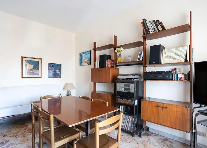 Aurora By Wonderful Italy